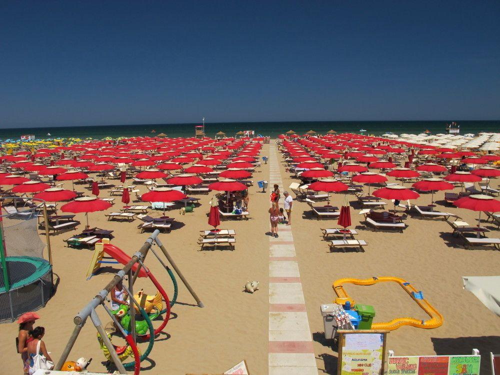 Hotel Petrarca Rimini Luaran gambar