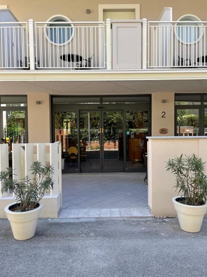 Hotel Petrarca Rimini Luaran gambar
