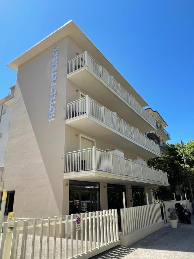 Hotel Petrarca Rimini Luaran gambar