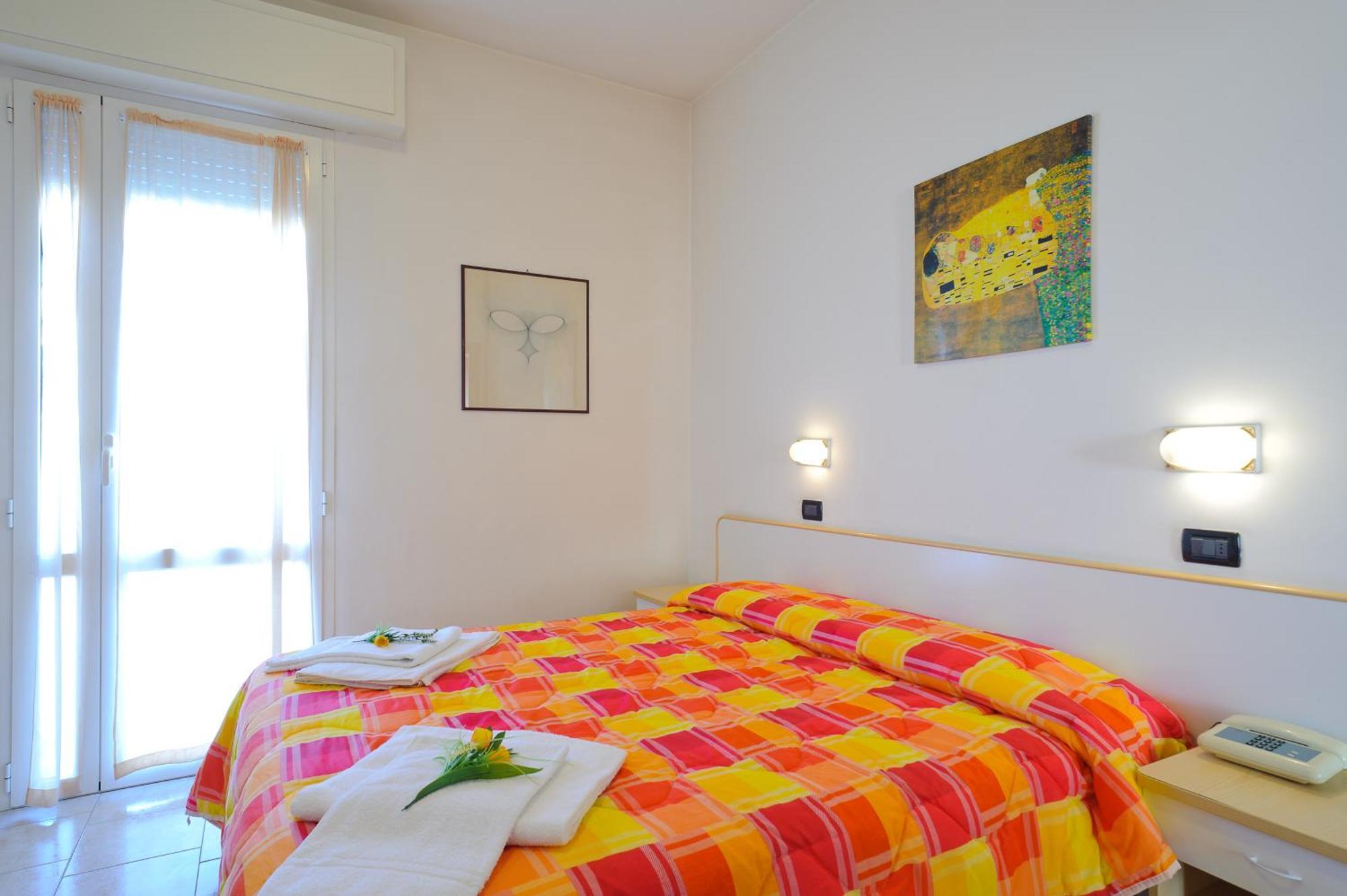 Hotel Petrarca Rimini Luaran gambar