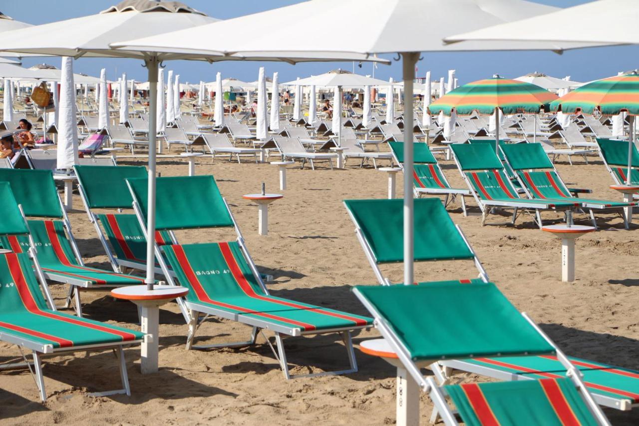 Hotel Petrarca Rimini Luaran gambar